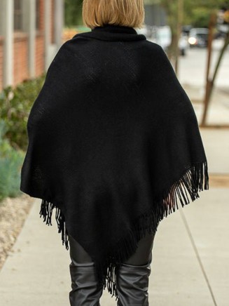 Black pile collar tassel cape